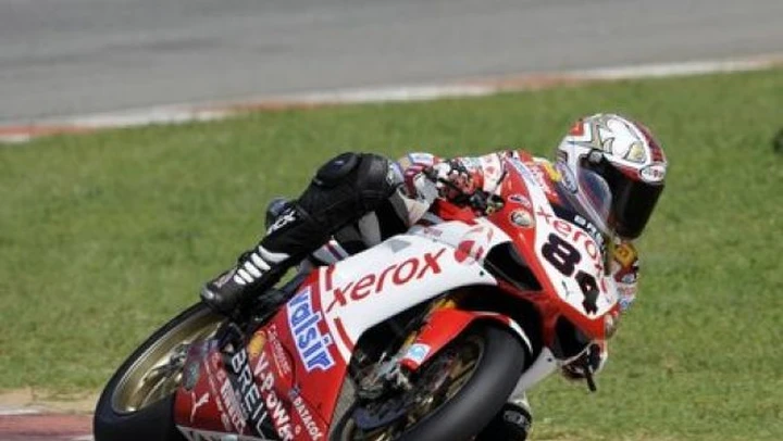 SBK test di Kyalami: super Fabrizio,  Spies e Haga inseguono
