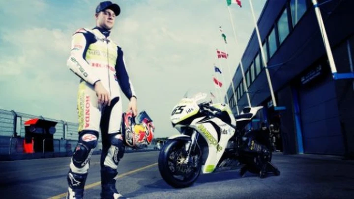 Jonathan Rea testa a Sepang la Honda RC212V di Stoner