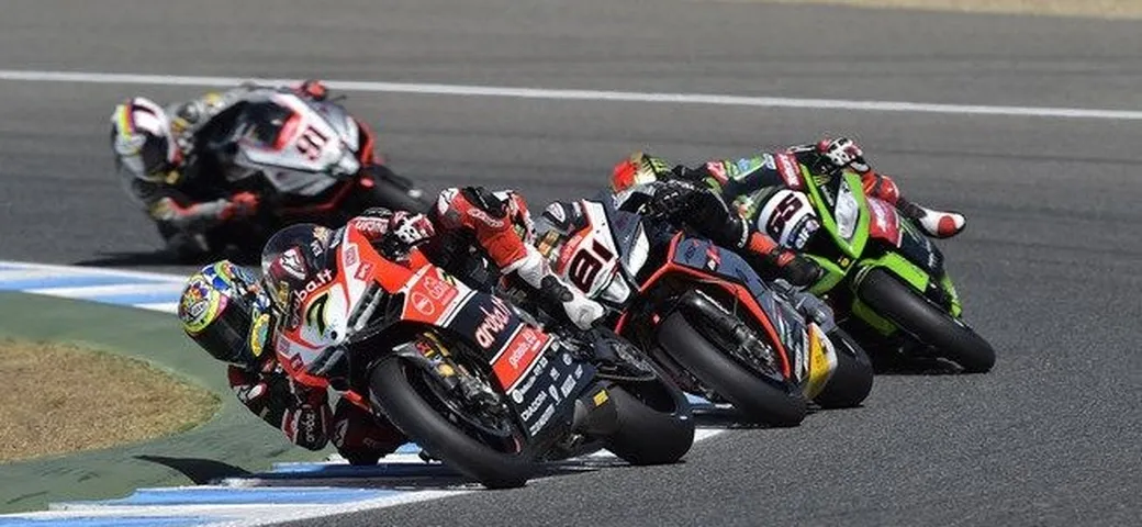 SBK Magny-Cours 2015: orari TV