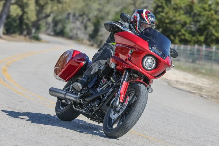 Harley-Davidson Low Rider ST