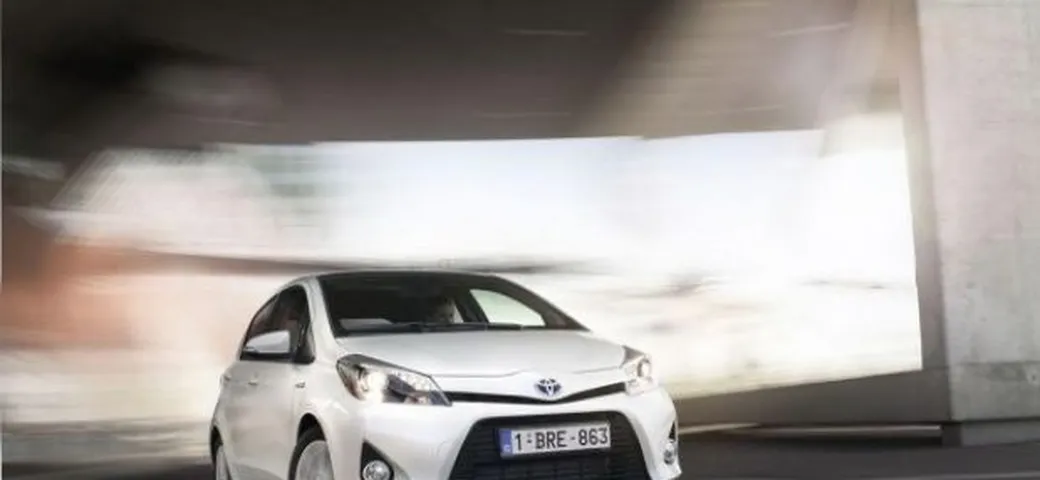 Toyota Yaris ibrida, prezzo base di 17.500 Euro