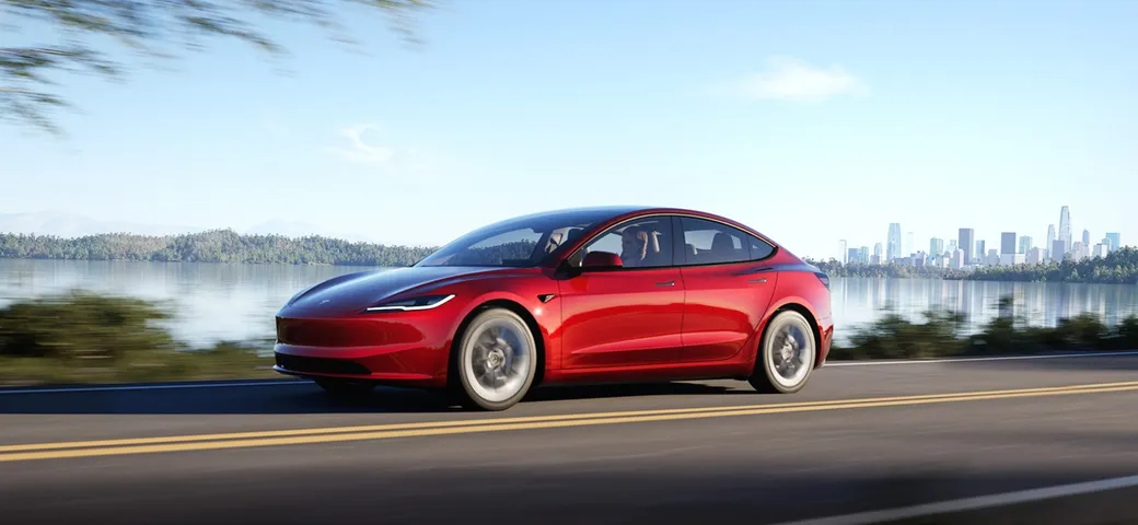 Tesla: Panasonic potrebbe essere la chiave per offrire le sue auto elettriche a prezzi più bassi