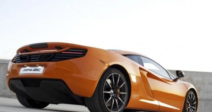 McLaren MP4-12C: il modello definitivo sarà più emozionante e sonoro