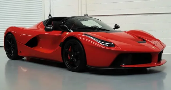 Ferrari LaFerrari Aperta venduta dalla moglie di Ecclestone