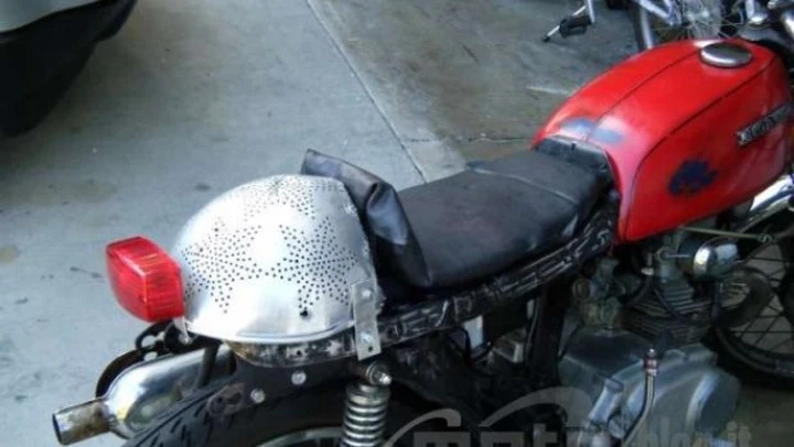Foto del giorno: scolapasta cafè racer