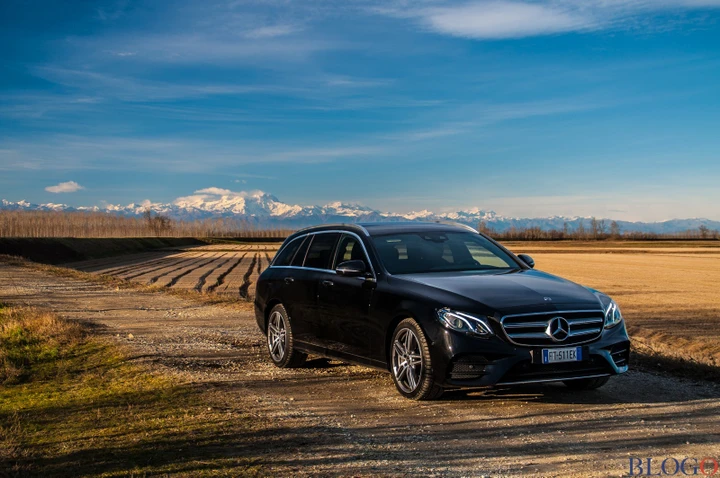 Mercedes Classe E station wagon: prova su strada, ammiraglia d'attacco [Video]