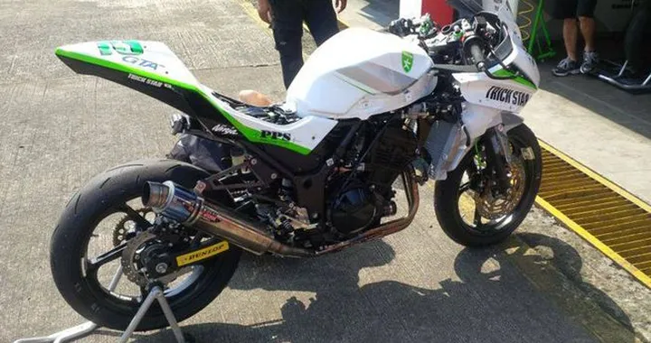 Kawasaki Ninja 250: una mini-H2 con compressore?