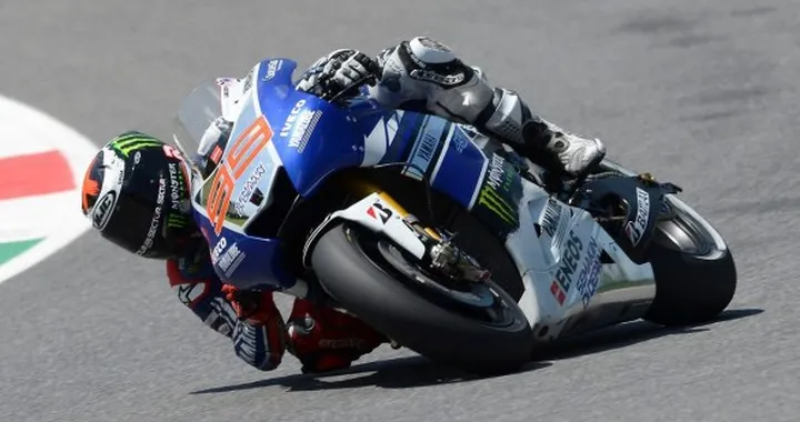 MotoGP Montmelò: Lorenzo 1° nelle FP1, ma Pedrosa è a un soffio. Rossi 4°