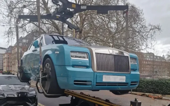 La Rolls-Royce da 330.000 dollari del milionario saudita viene rimossa