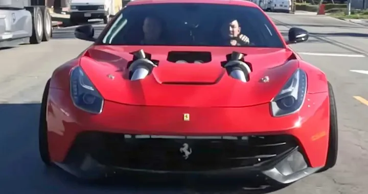 Spingono la Ferrari F12 Berlinetta fino a 1.300 CV e la portano a Maranello