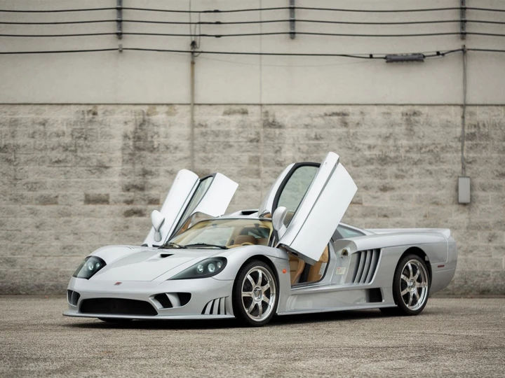 Saleen S7: la supercar americana che ha sfidato le leggi della velocità