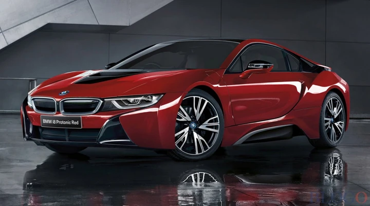 BMW i8: la Protonic Red diventa Celebration Edition