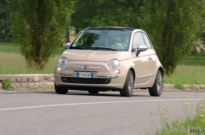 Fiat 500 Cult 0.9 TwinAir Turbo 105 CV: prova consumi 2000 chilometri