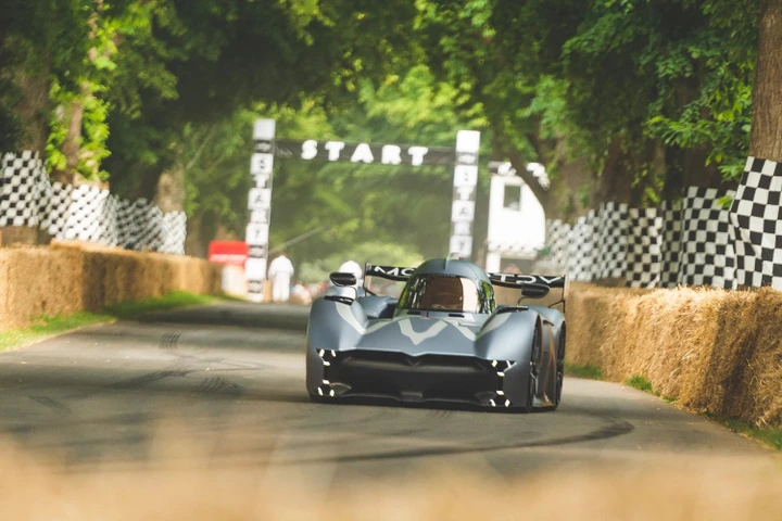 Le 10 auto più veloci al Festival di Goodwood 2022 [Video]