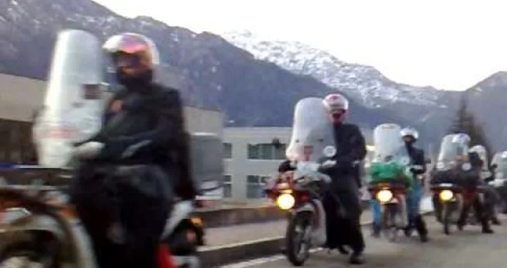 Adventuriders verso Elefantentreffen 2009: video