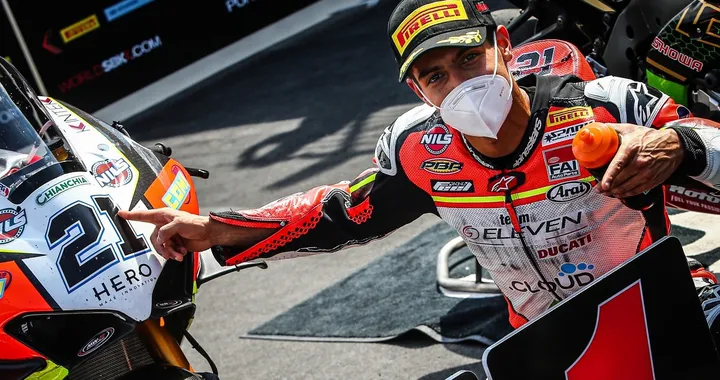 SBK, Rinaldi e il messaggio di Valentino Rossi: "È stato come vincere due volte!"
