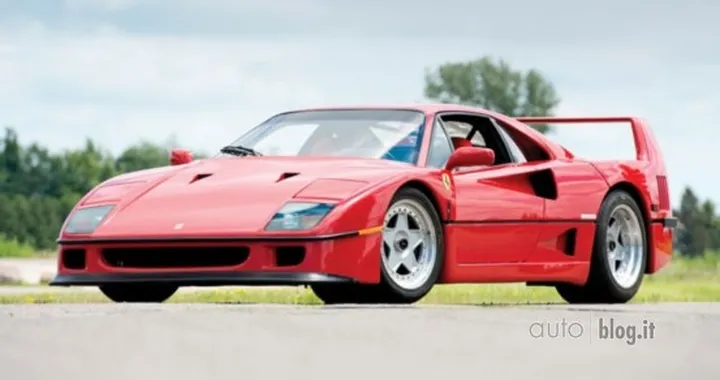 La Ferrari F40 di Rod Stewart andrà all'asta