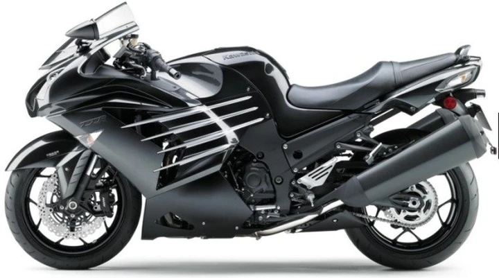 Potenza limitata a 200 cavalli, per la Kawasaki ZZR my 2016?