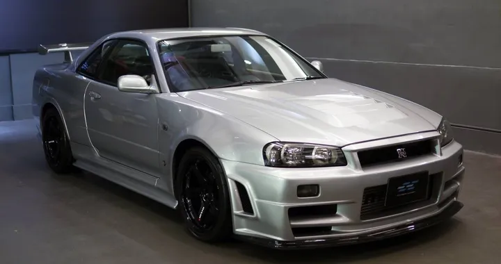 Una delle 19 Nissan GT-R Nismo Z-Tune è in vendita