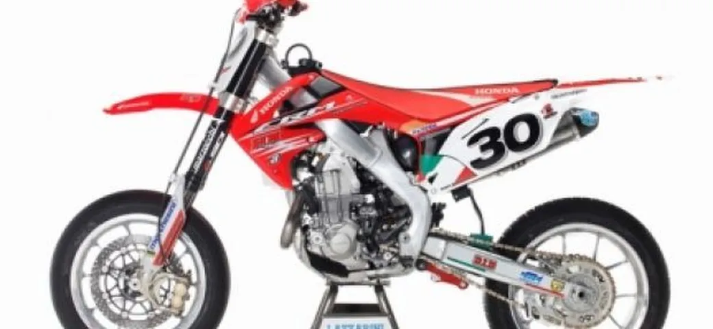 HM Honda Replica Lazzarini 2010