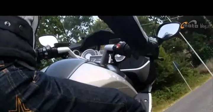 BMW K 1600 GT: il Video Test di Motoblog