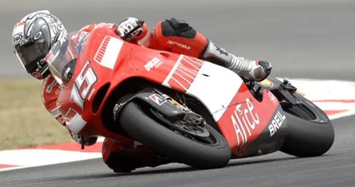 Sete Gibernau lento ma soddisfatto del primo giorno di test al Mugello