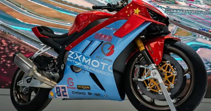 ZXMOTO: in 6 mesi dal debutto al tetto del mondo nel WorldSSP