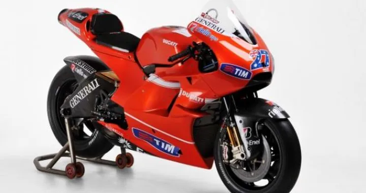 Ducati Desmosedici GP10 (di Stoner) e GP11 (di Rossi) all'asta RM Auctions