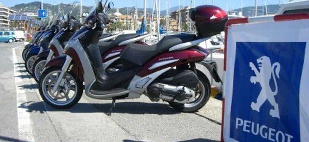 In liguria con Geopolis 400
