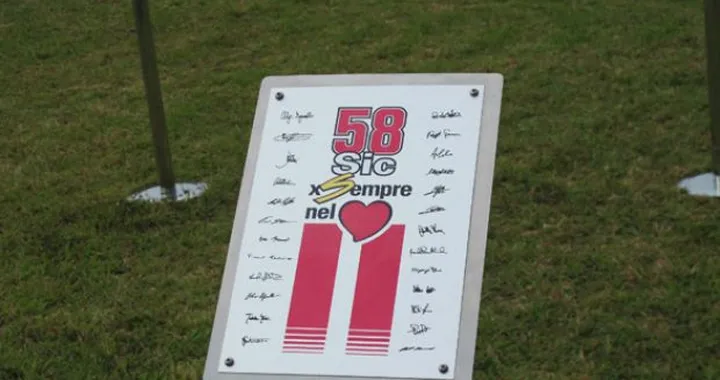 La MotoGP a Sepang ricorda Marco Simoncelli