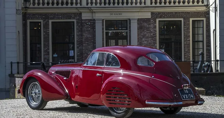 Alfa Romeo: a Rétromobile una 8C 2900 a 16,7 milioni [Video]