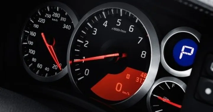 Nissan GT-R: velocità massima decisa dal GPS
