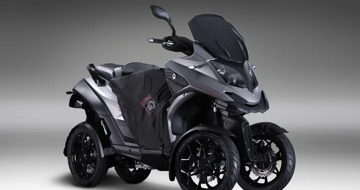 Termoscud Tucano per scooter Quadro
