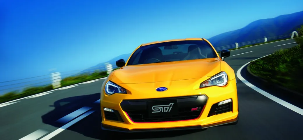 Subaru BRZ Ts 2015: foto e caratteristiche