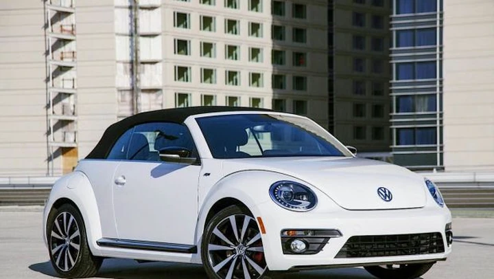 Volkswagen Maggiolino R-Line Cabrio al Salone di Chicago