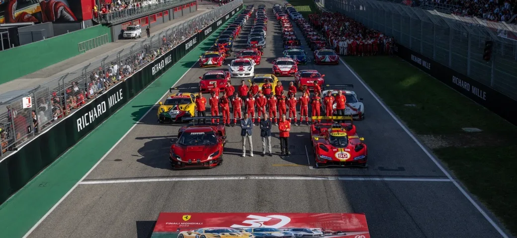 Ferrari: lo show delle finali mondiali ad Imola