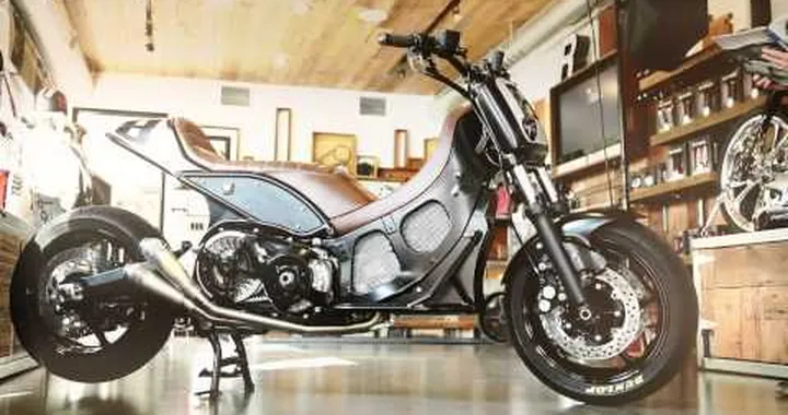 Yamaha TMAX Hyper Modified - Roland Sands Design