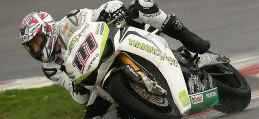 WSBK, test: Portimao sotto la pioggia. Xaus in testa, sorprendente Haslam