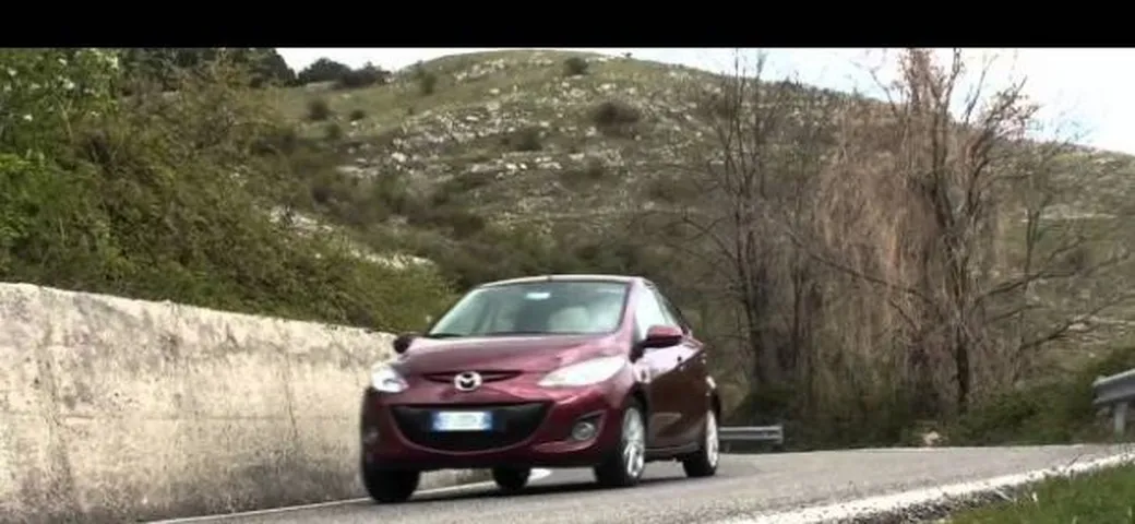 Mazda 2 1.3: il Video di Autoblog