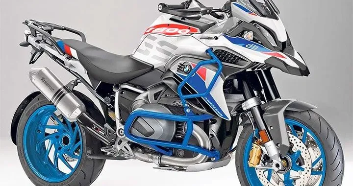 BMW R 1800 GS: la regina delle maxi enduro spinta dal motore della R 18