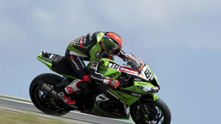 WSBK Imola, pagelle: corsa opaca “illuminata” dalla doppietta di Tom Sykes (Kawasaki)