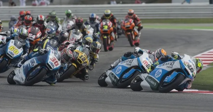 Moto2 e Moto3: chiuse le iscrizioni per il 2014
