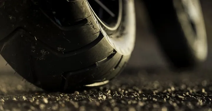 Bridgestone lancia Battlax Sport Touring T31 e Adventure A41