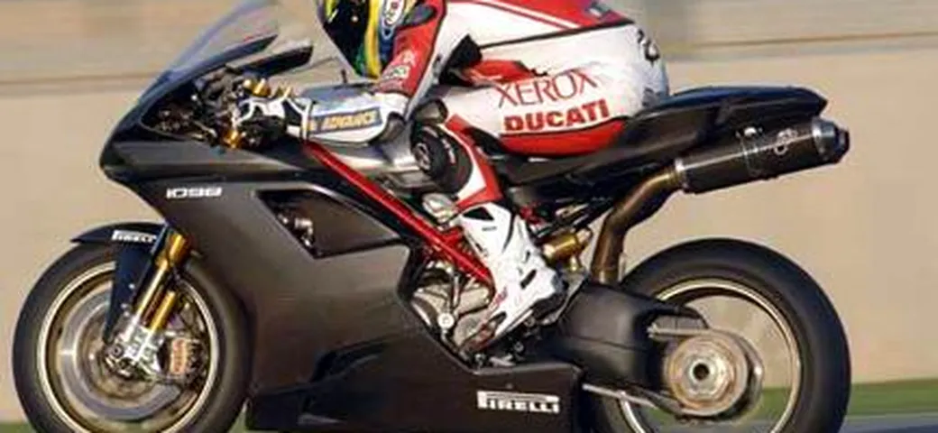 Test SBK: Bayliss e la 1198R...due fulmini!