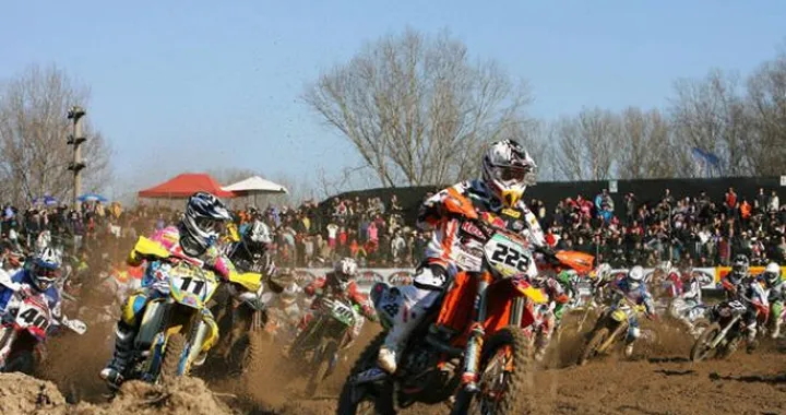 30° Airoh Mantova Starcross: lavori in corso