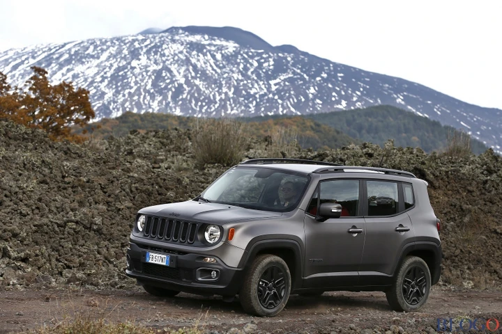Jeep Renegade Night Eagle: prezzi da 27.490 euro