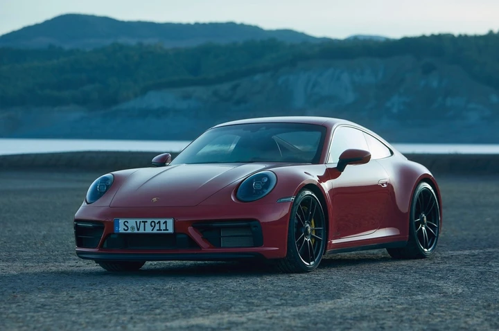 Porsche 911: arrivano le versioni GTS