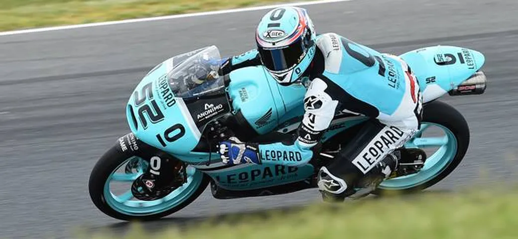 Moto3 Sepang: duello Kent-Oliveira nel Day-1