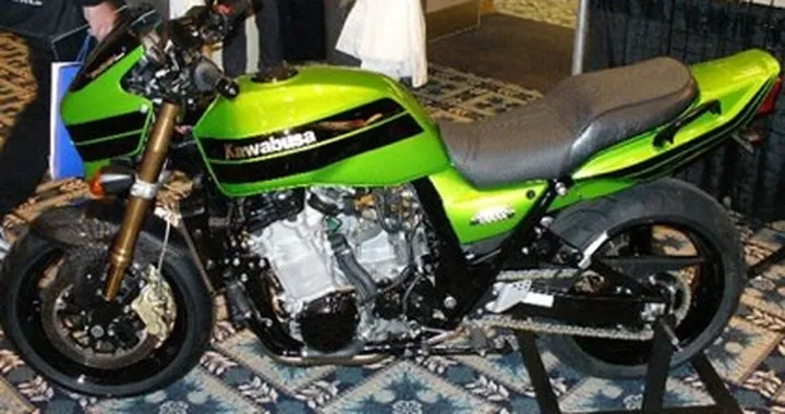 Kawasaki + Hayabusa = Kawabusa