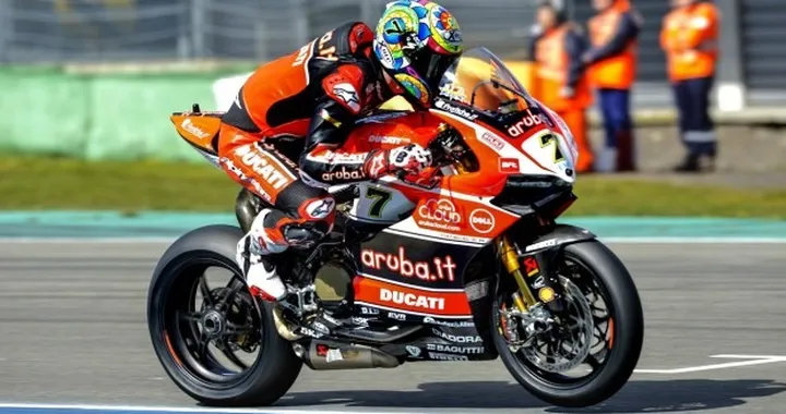 SBK Assen 2015: Chaz Davies precede le Kawasaki nelle FP2 [Foto]